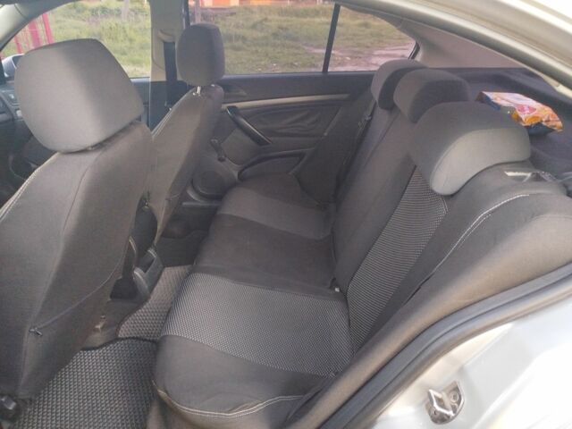 Сірий Шкода Октавія, об'ємом двигуна 1.4 л та пробігом 180 тис. км за 5700 $, фото 4 на Automoto.ua