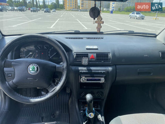 Серый Шкода Октавия, объемом двигателя 1.6 л и пробегом 372 тыс. км за 4600 $, фото 15 на Automoto.ua