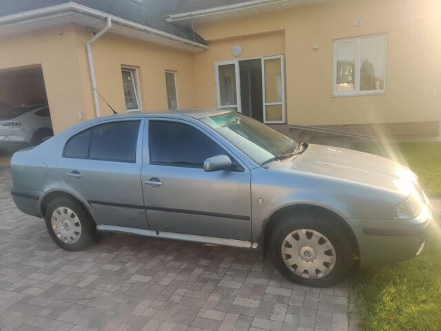 Серый Шкода Октавия, объемом двигателя 1.6 л и пробегом 300 тыс. км за 2999 $, фото 3 на Automoto.ua