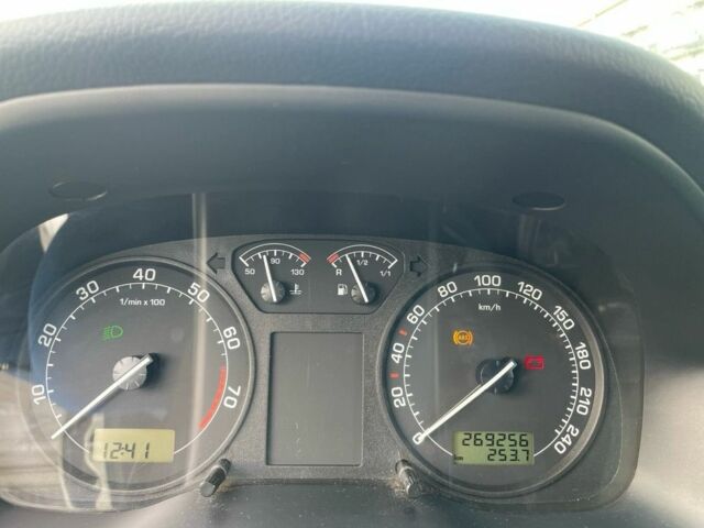 Серый Шкода Октавия, объемом двигателя 1.6 л и пробегом 3 тыс. км за 4300 $, фото 6 на Automoto.ua