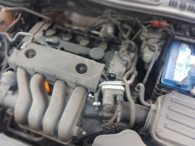 Сірий Шкода Октавія, об'ємом двигуна 2 л та пробігом 224 тис. км за 4500 $, фото 4 на Automoto.ua