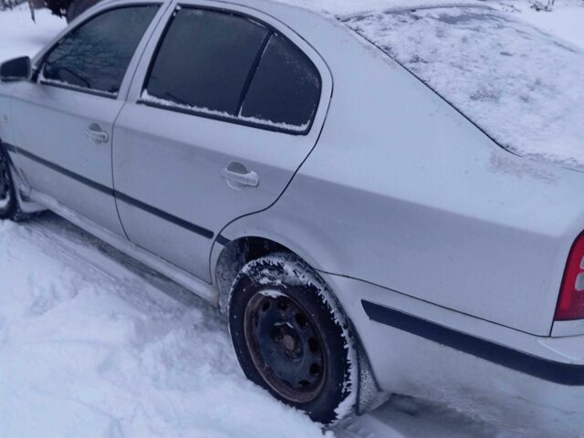 Серый Шкода Октавия, объемом двигателя 0 л и пробегом 228 тыс. км за 2900 $, фото 4 на Automoto.ua