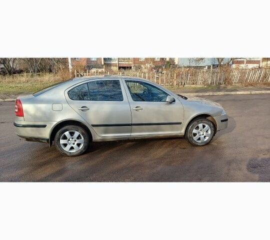 Серый Шкода Октавия, объемом двигателя 1.6 л и пробегом 290 тыс. км за 3500 $, фото 1 на Automoto.ua