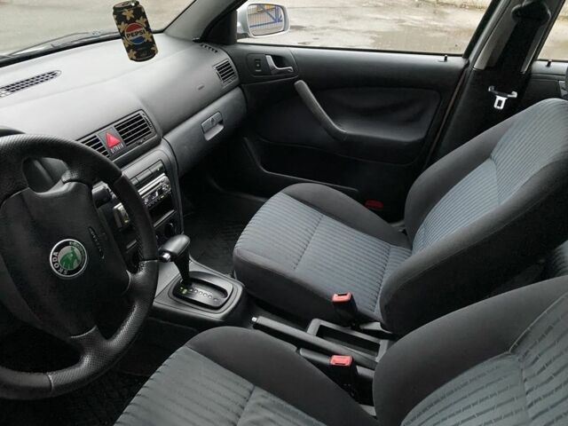 Серый Шкода Октавия, объемом двигателя 1.6 л и пробегом 190 тыс. км за 5800 $, фото 21 на Automoto.ua