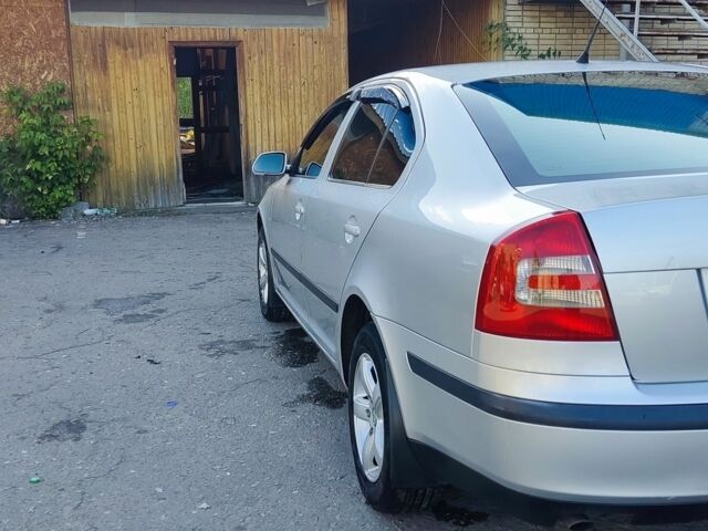 Серый Шкода Октавия, объемом двигателя 1.6 л и пробегом 230 тыс. км за 6600 $, фото 5 на Automoto.ua