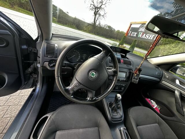 Серый Шкода Октавия, объемом двигателя 2 л и пробегом 350 тыс. км за 6000 $, фото 4 на Automoto.ua