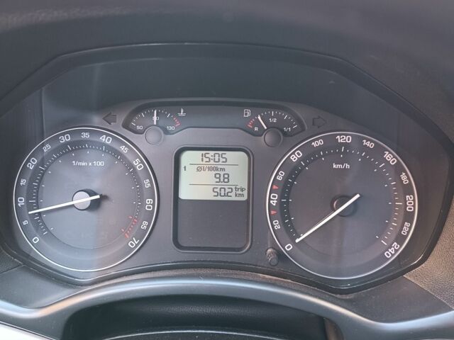 Шкода Октавия 2006 в Александрие на Automoto.ua Серый Шкода Октавия, объемом двигателя 0 л и пробегом 250 тыс. км за 6200 $, фото 3 на Automoto.ua