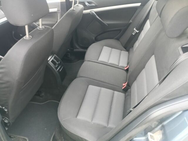 Серый Шкода Октавия, объемом двигателя 1.6 л и пробегом 280 тыс. км за 5400 $, фото 6 на Automoto.ua