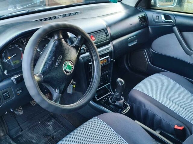 Серый Шкода Октавия, объемом двигателя 1.6 л и пробегом 406 тыс. км за 3111 $, фото 13 на Automoto.ua