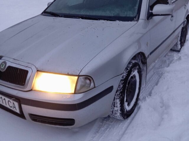 Серый Шкода Октавия, объемом двигателя 0 л и пробегом 228 тыс. км за 2900 $, фото 2 на Automoto.ua