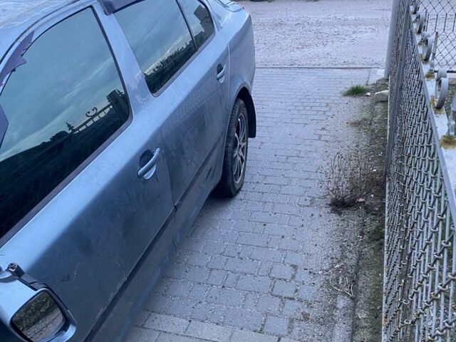 Сірий Шкода Октавія, об'ємом двигуна 1.6 л та пробігом 230 тис. км за 1500 $, фото 2 на Automoto.ua