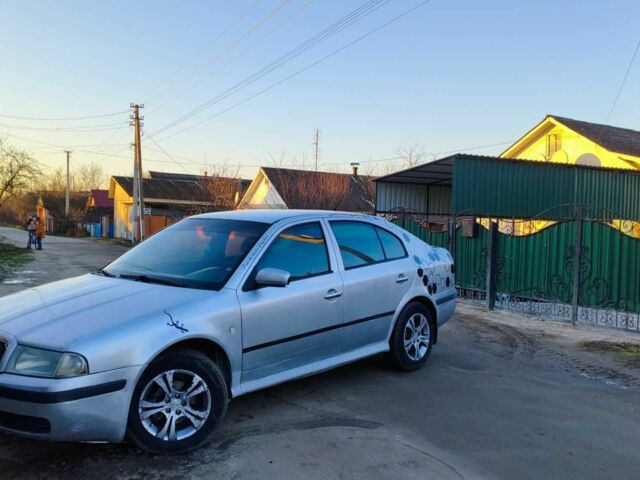 Серый Шкода Октавия, объемом двигателя 1.6 л и пробегом 406 тыс. км за 3111 $, фото 2 на Automoto.ua