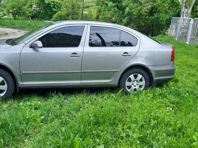 Сірий Шкода Октавія, об'ємом двигуна 0 л та пробігом 250 тис. км за 5999 $, фото 2 на Automoto.ua