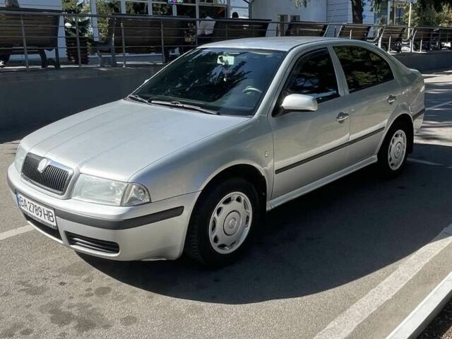 Серый Шкода Октавия, объемом двигателя 1.6 л и пробегом 260 тыс. км за 5400 $, фото 7 на Automoto.ua