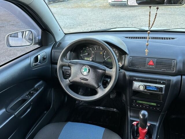 Серый Шкода Октавия, объемом двигателя 1.8 л и пробегом 239 тыс. км за 2999 $, фото 5 на Automoto.ua