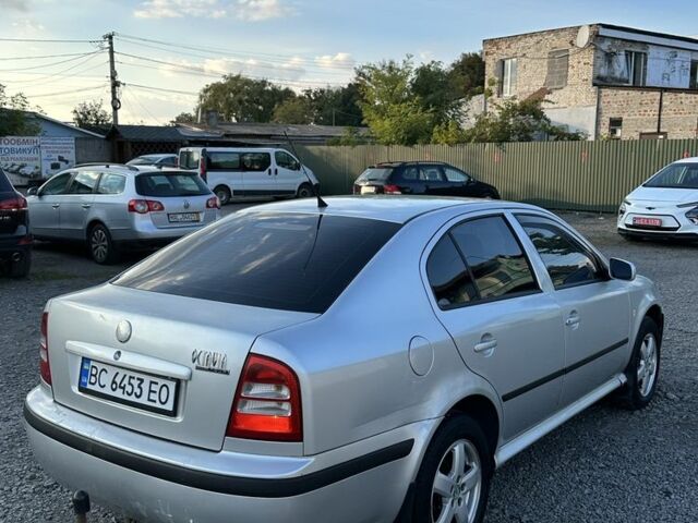 Серый Шкода Октавия, объемом двигателя 1.8 л и пробегом 239 тыс. км за 2999 $, фото 2 на Automoto.ua