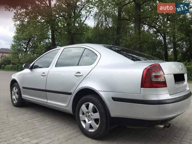 Серый Шкода Октавия, объемом двигателя 1.97 л и пробегом 300 тыс. км за 3800 $, фото 11 на Automoto.ua