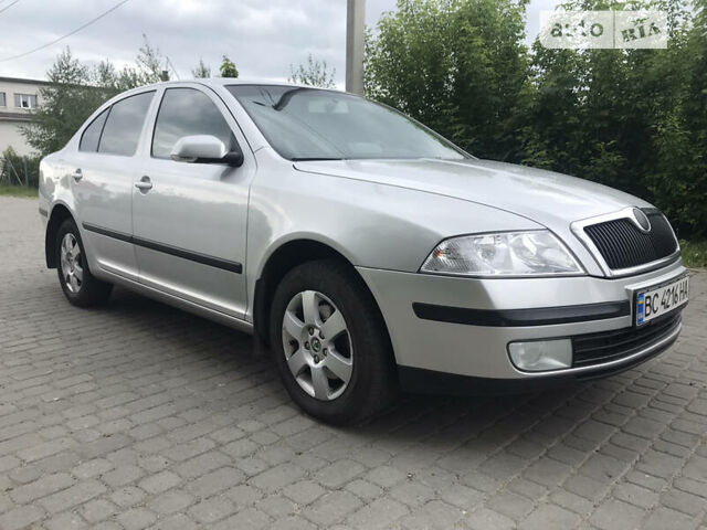 Серый Шкода Октавия, объемом двигателя 1.97 л и пробегом 300 тыс. км за 3800 $, фото 8 на Automoto.ua
