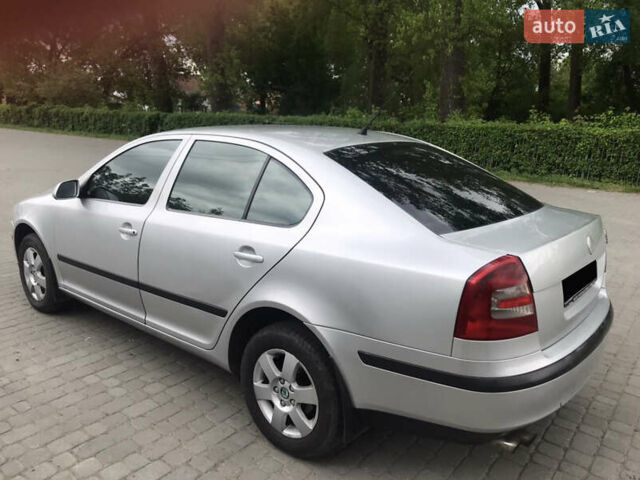 Серый Шкода Октавия, объемом двигателя 1.97 л и пробегом 300 тыс. км за 3800 $, фото 12 на Automoto.ua