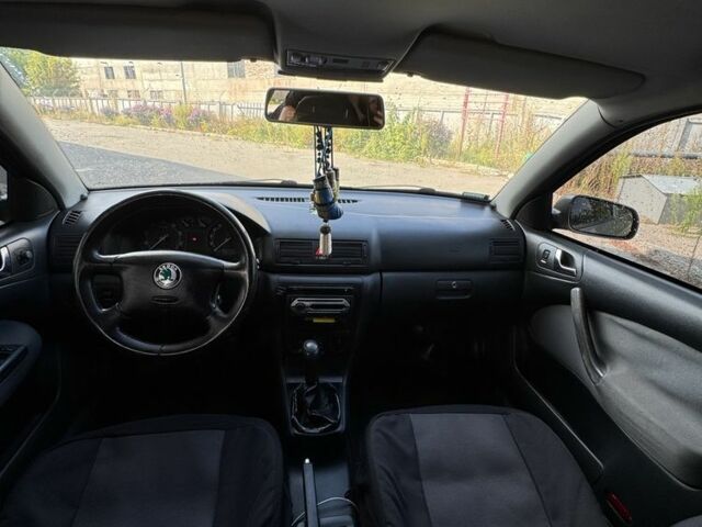 Сірий Шкода Октавія, об'ємом двигуна 1.6 л та пробігом 270 тис. км за 4800 $, фото 7 на Automoto.ua