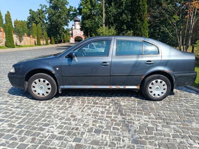 Шкода Октавия 2007 в Киеве на Automoto.ua Серый Шкода Октавия, объемом двигателя 0 л и пробегом 488 тыс. км за 3100 $, фото 3 на Automoto.ua