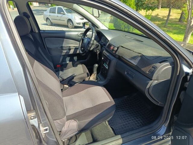 Шкода Октавия 2007 в Киеве на Automoto.ua Серый Шкода Октавия, объемом двигателя 0 л и пробегом 488 тыс. км за 3100 $, фото 10 на Automoto.ua