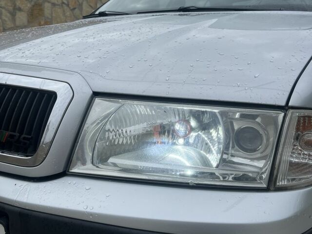 Серый Шкода Октавия, объемом двигателя 1.8 л и пробегом 254 тыс. км за 7200 $, фото 4 на Automoto.ua