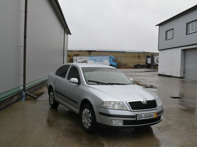 Серый Шкода Октавия, объемом двигателя 1.6 л и пробегом 157 тыс. км за 6200 $, фото 1 на Automoto.ua