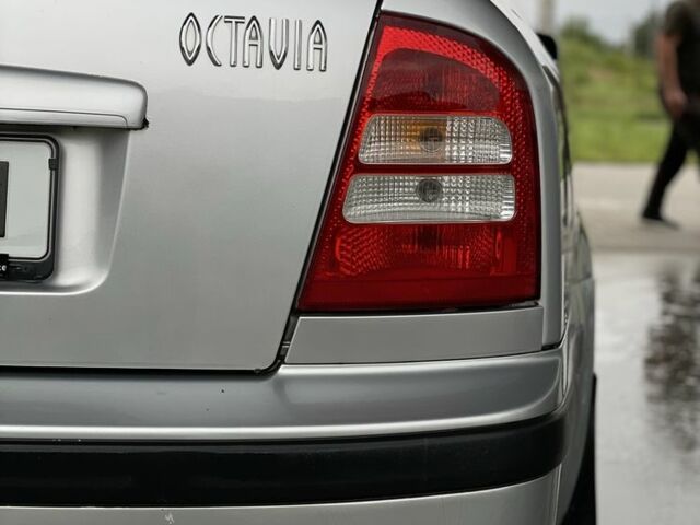 Серый Шкода Октавия, объемом двигателя 1.6 л и пробегом 300 тыс. км за 5300 $, фото 12 на Automoto.ua