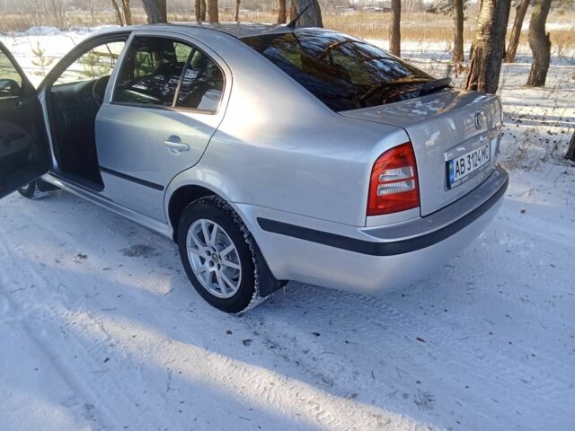 Сірий Шкода Октавія, об'ємом двигуна 1.6 л та пробігом 200 тис. км за 5299 $, фото 4 на Automoto.ua