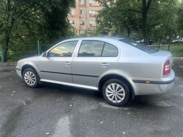 Серый Шкода Октавия, объемом двигателя 1.9 л и пробегом 261 тыс. км за 4900 $, фото 1 на Automoto.ua