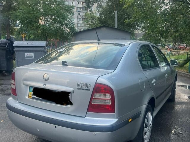 Серый Шкода Октавия, объемом двигателя 1.9 л и пробегом 261 тыс. км за 4900 $, фото 3 на Automoto.ua