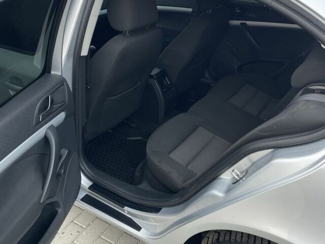 Серый Шкода Октавия, объемом двигателя 1.4 л и пробегом 199 тыс. км за 6500 $, фото 3 на Automoto.ua