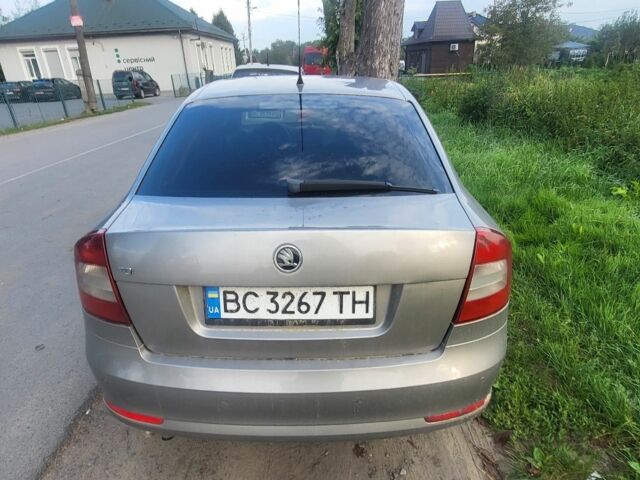 Сірий Шкода Октавія, об'ємом двигуна 1.9 л та пробігом 300 тис. км за 6000 $, фото 10 на Automoto.ua