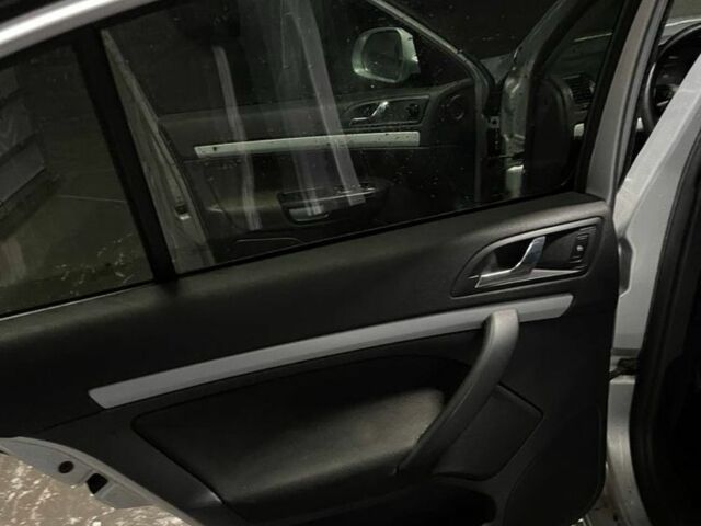 Серый Шкода Октавия, объемом двигателя 1.6 л и пробегом 236 тыс. км за 8199 $, фото 9 на Automoto.ua