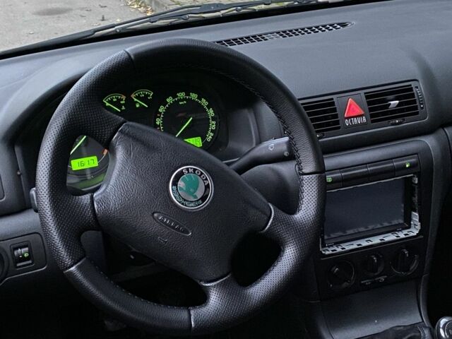 Серый Шкода Октавия, объемом двигателя 1.6 л и пробегом 200 тыс. км за 5900 $, фото 14 на Automoto.ua