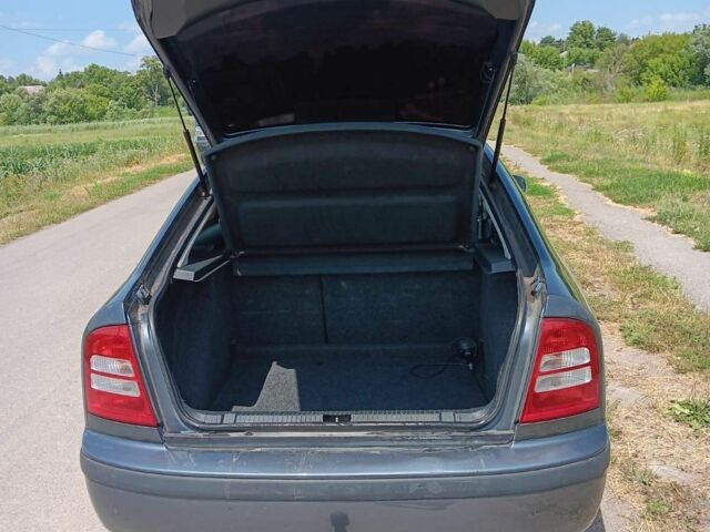 Серый Шкода Октавия, объемом двигателя 1.6 л и пробегом 221 тыс. км за 5901 $, фото 4 на Automoto.ua