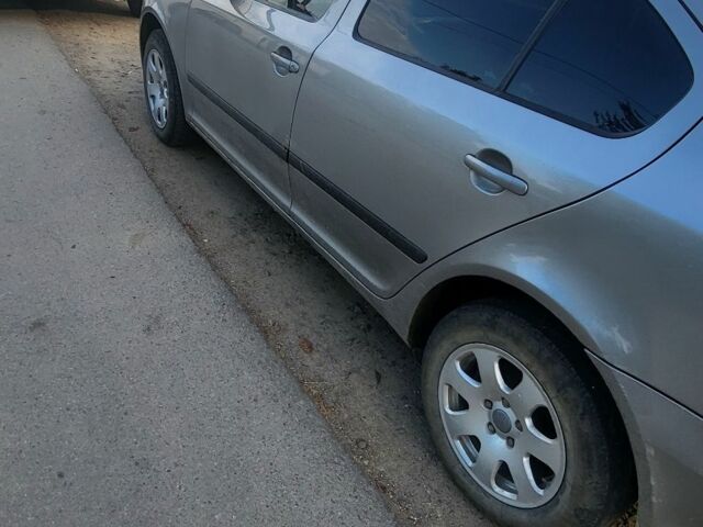 Сірий Шкода Октавія, об'ємом двигуна 1.9 л та пробігом 300 тис. км за 6000 $, фото 3 на Automoto.ua