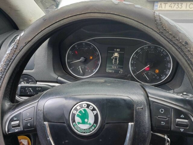 Шкода Октавія 2009 у Верховине на Automoto.ua Сірий Шкода Октавія, об'ємом двигуна 1.4 л та пробігом 330 тис. км за 4100 $, фото 4 на Automoto.ua