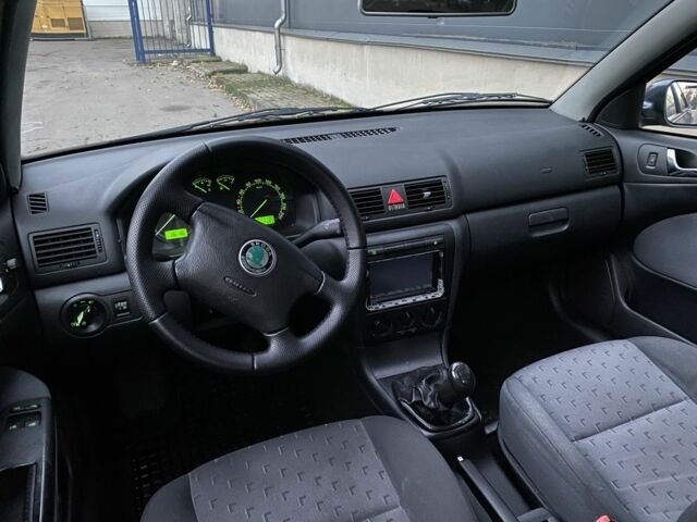 Серый Шкода Октавия, объемом двигателя 1.6 л и пробегом 200 тыс. км за 5700 $, фото 15 на Automoto.ua