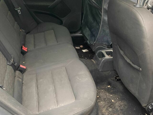 Серый Шкода Октавия, объемом двигателя 1.6 л и пробегом 120 тыс. км за 2500 $, фото 4 на Automoto.ua