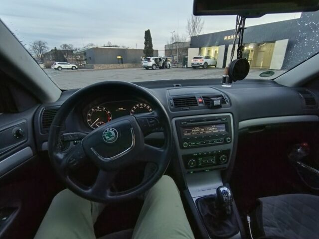 Серый Шкода Октавия, объемом двигателя 1.4 л и пробегом 279 тыс. км за 6500 $, фото 4 на Automoto.ua
