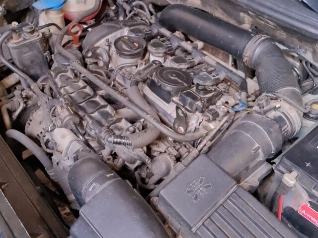 Серый Шкода Октавия, объемом двигателя 1.8 л и пробегом 204 тыс. км за 7800 $, фото 3 на Automoto.ua