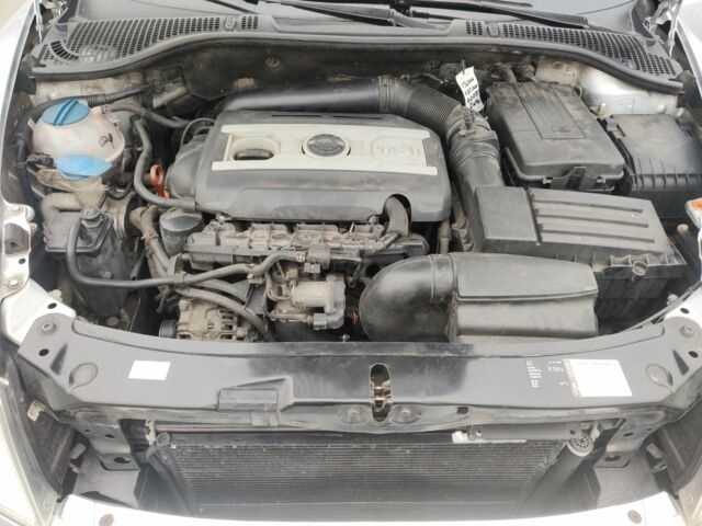 Серый Шкода Октавия, объемом двигателя 1.8 л и пробегом 162 тыс. км за 7500 $, фото 6 на Automoto.ua