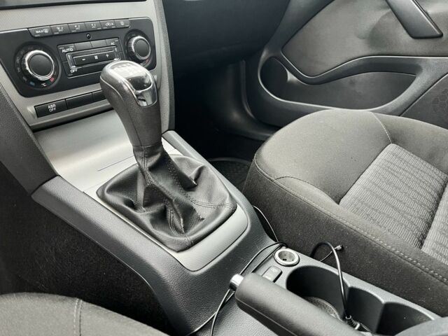 Серый Шкода Октавия, объемом двигателя 1.8 л и пробегом 280 тыс. км за 7900 $, фото 14 на Automoto.ua