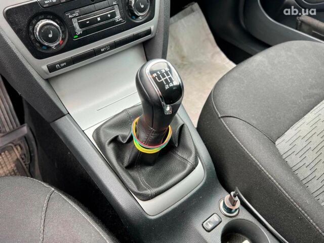 Серый Шкода Октавия, объемом двигателя 1.4 л и пробегом 218 тыс. км за 9190 $, фото 29 на Automoto.ua