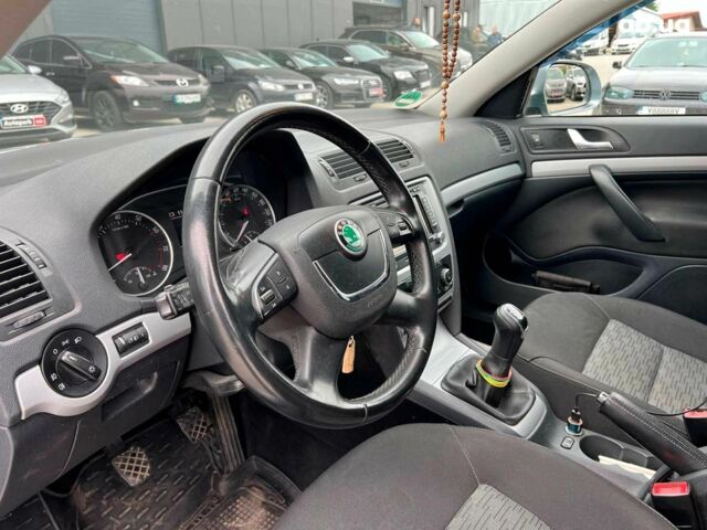 Серый Шкода Октавия, объемом двигателя 1.4 л и пробегом 218 тыс. км за 9190 $, фото 16 на Automoto.ua