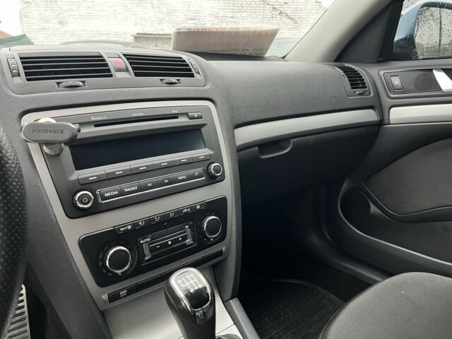 Серый Шкода Октавия, объемом двигателя 1.8 л и пробегом 280 тыс. км за 7900 $, фото 13 на Automoto.ua