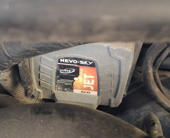 Серый Шкода Октавия, объемом двигателя 1 л и пробегом 248 тыс. км за 5200 $, фото 4 на Automoto.ua