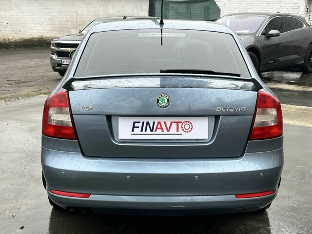 Серый Шкода Октавия, объемом двигателя 1.8 л и пробегом 280 тыс. км за 7900 $, фото 3 на Automoto.ua
